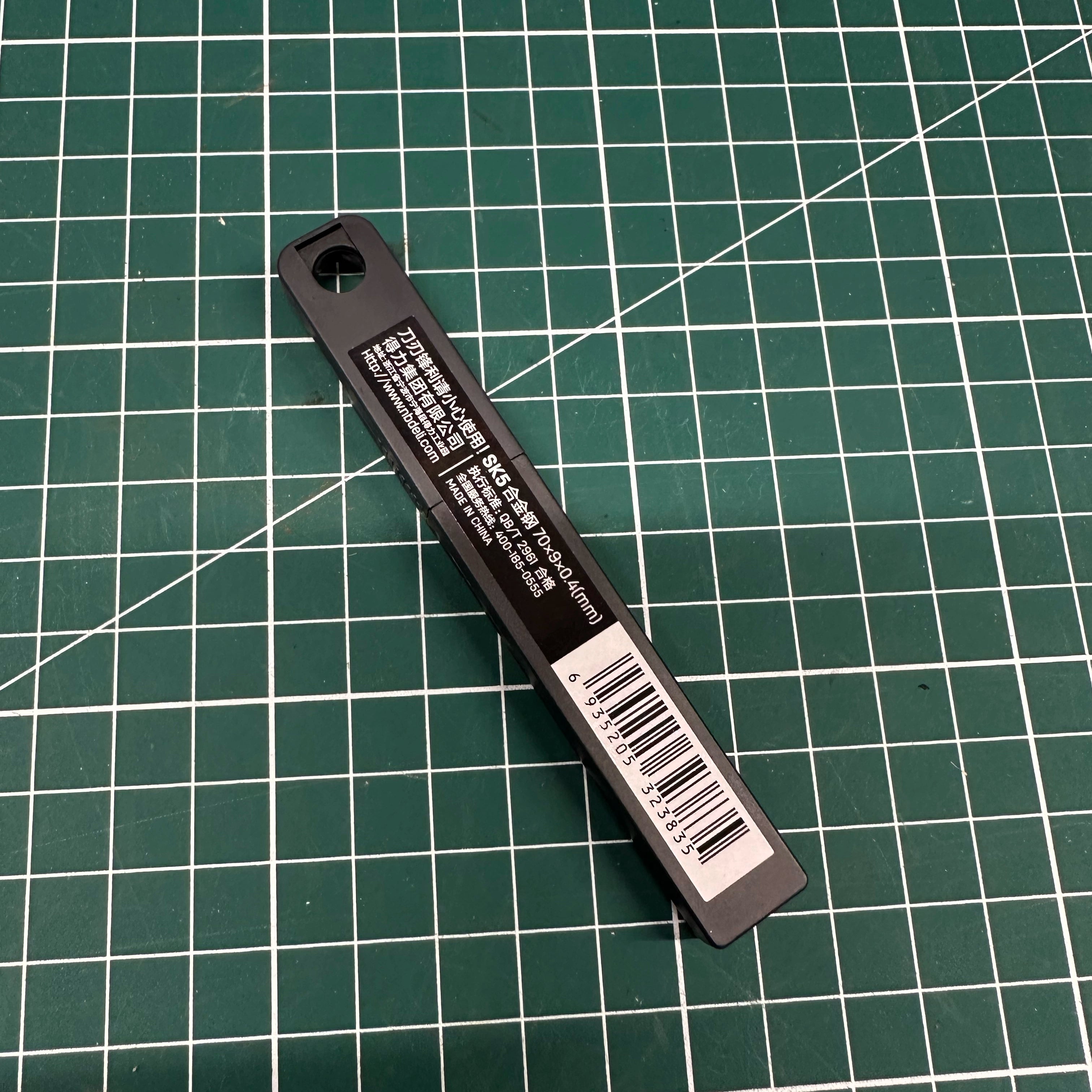 DELI 78003 Snap-Off Cutter Blades – 9 mm